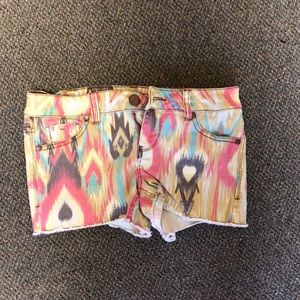 Size 5 Tribal Print Shorts